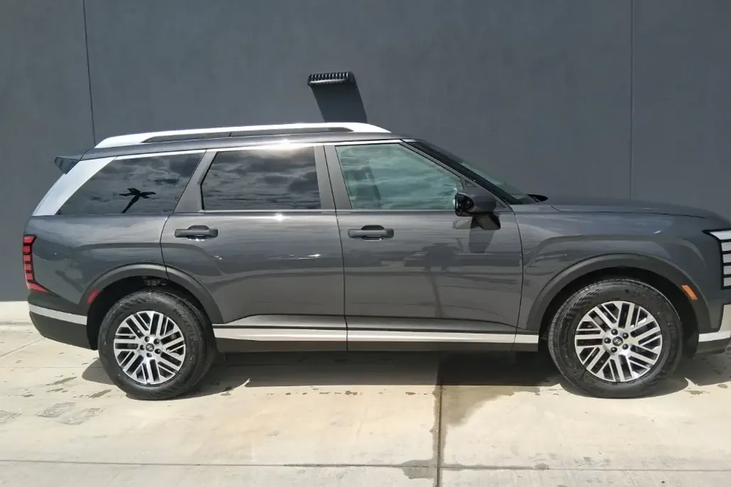 2026 Hyundai Palisade SEL photo 1