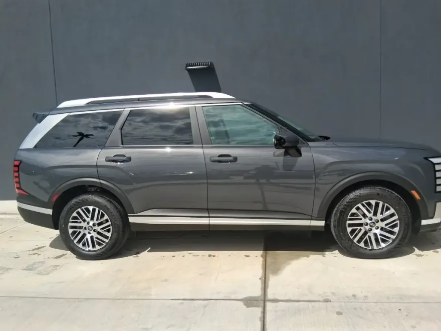 2026 Hyundai Palisade SEL photo 1