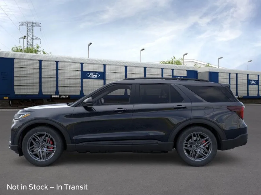 2025 Ford Explorer ST photo 1