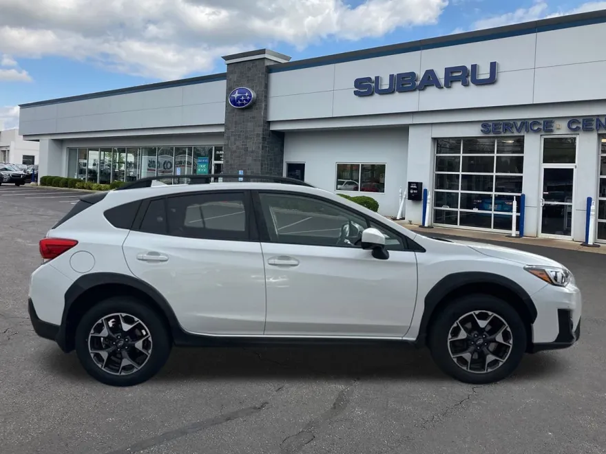 2019 Subaru Crosstrek 2.0i Premium photo 1