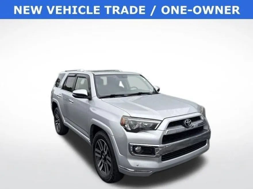 2017 Toyota 4Runner Limited 4WD photo 1