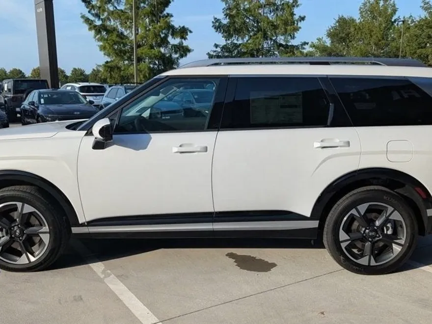2026 Hyundai Palisade Limited photo 1