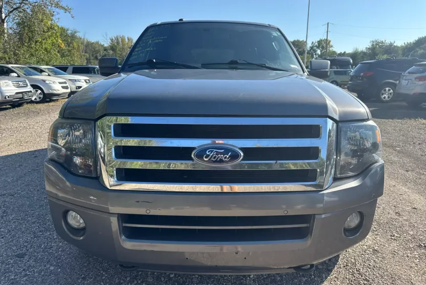 2013 Ford Expedition EL Limited photo 1