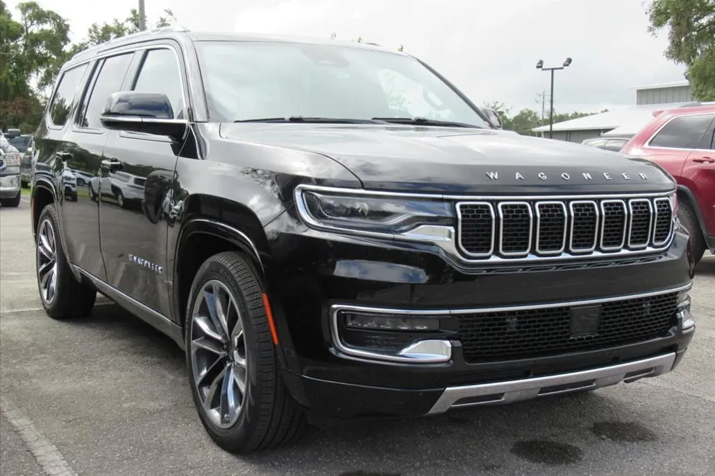 2024 Jeep Wagoneer Series III photo 1