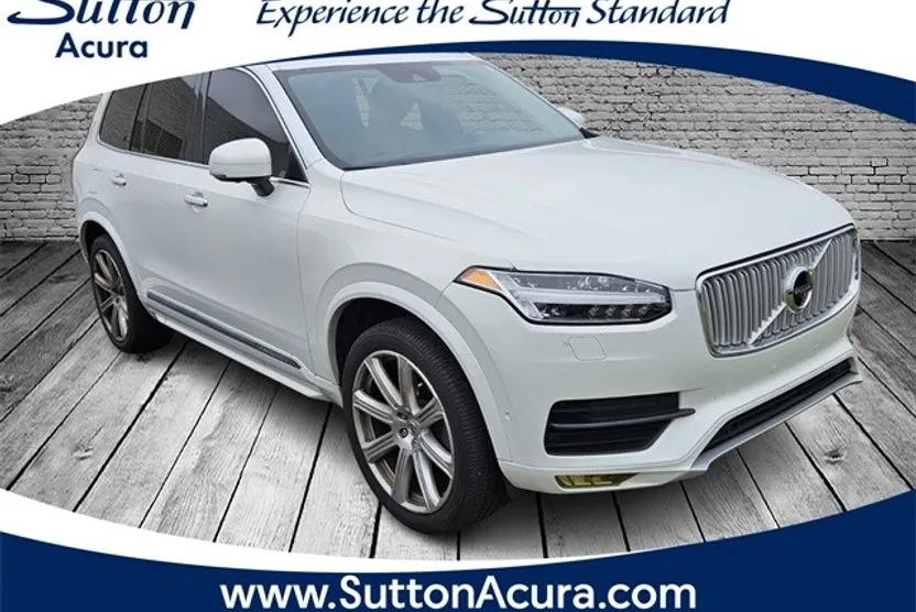 2016 Volvo XC90 T6 Inscription photo 1