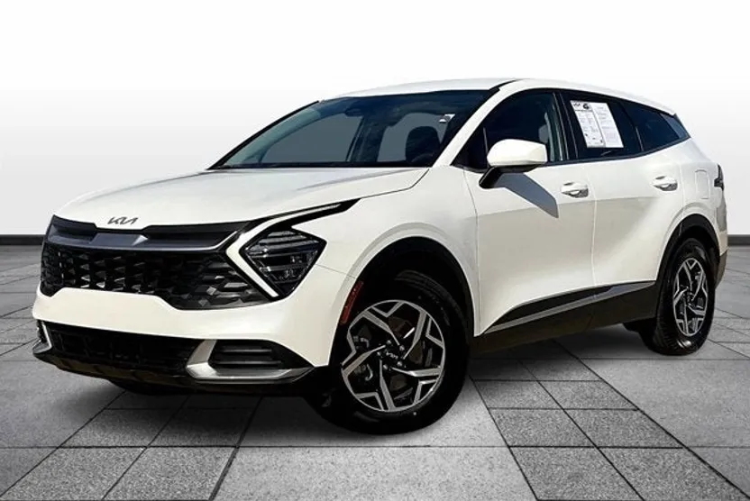 2024 Kia Sportage LX photo 1