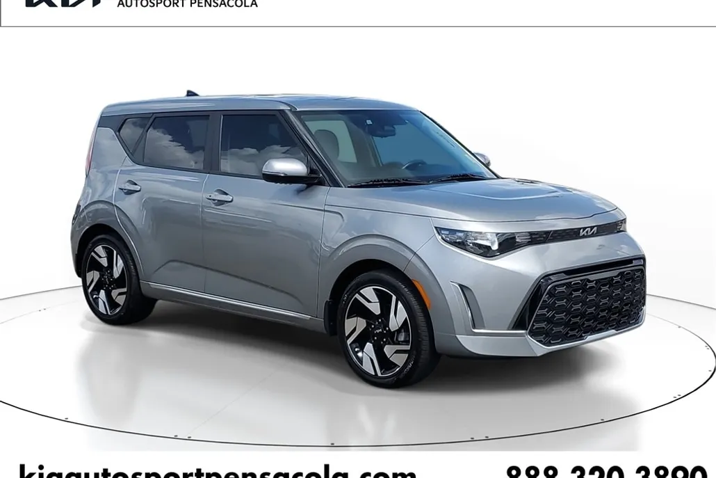 2025 Kia Soul GT-Line photo 1