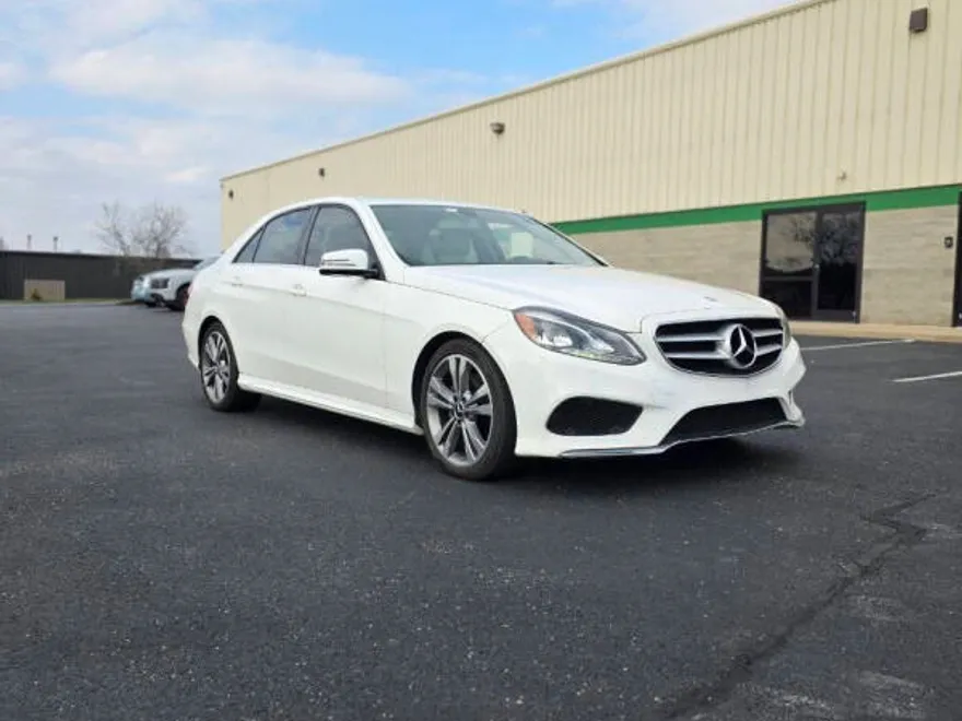 2014 Mercedes Benz E 350 Sport photo 1