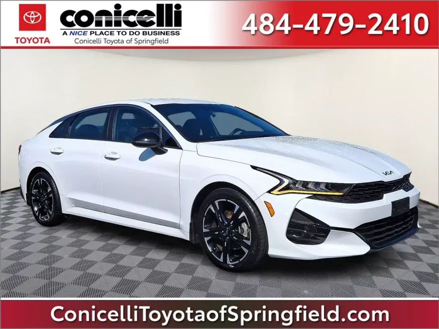 2022 Kia K5 GT-Line photo 1