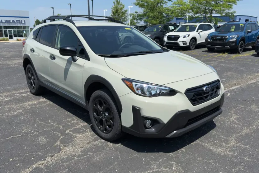2023 Subaru Crosstrek Premium photo 1