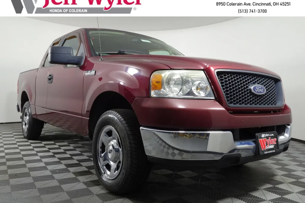 2005 Ford F-150 XLT photo 1