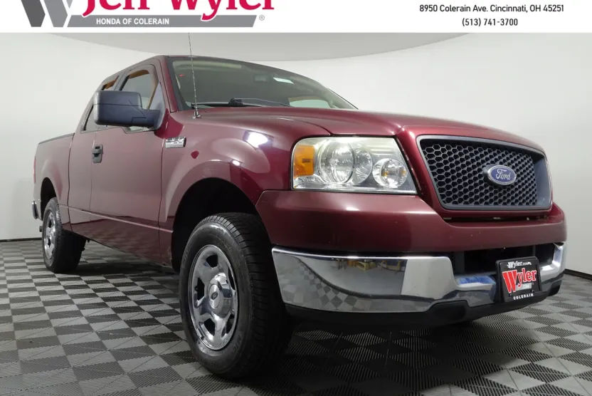 2005 Ford F-150 XLT photo 1