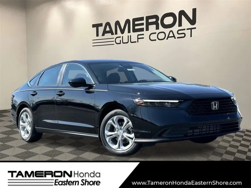 2025 Honda Accord LX photo 1