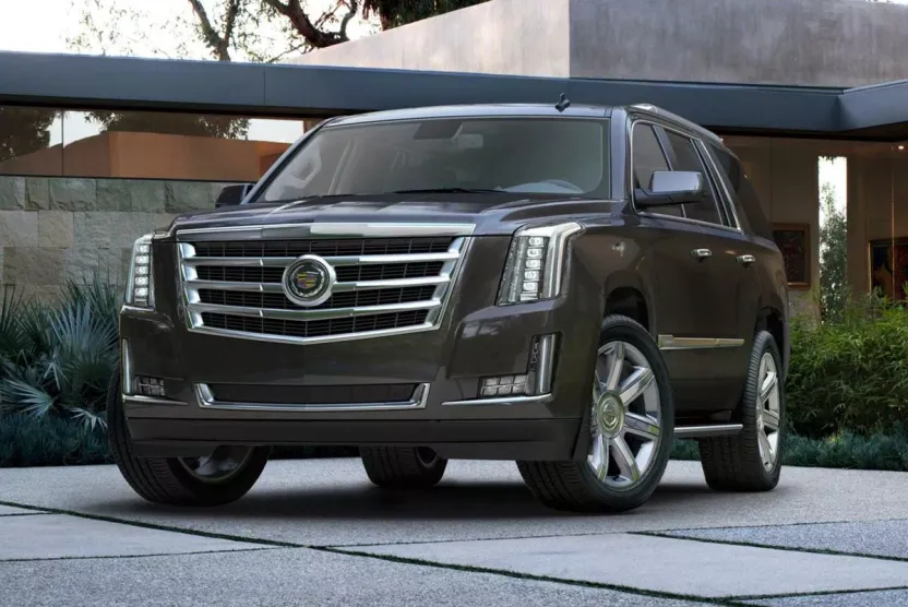2015 Cadillac Escalade Luxury photo 1