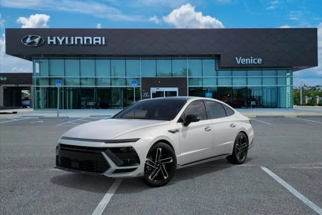 2025 Hyundai Sonata N Line photo 1