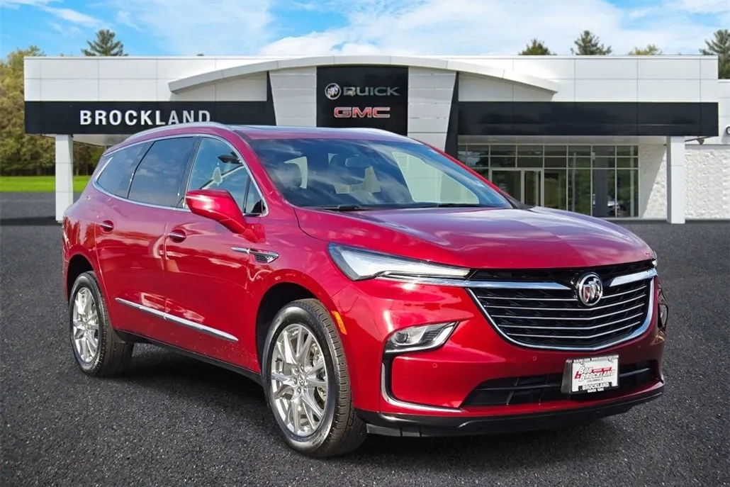 2023 Buick Enclave Essence photo 1