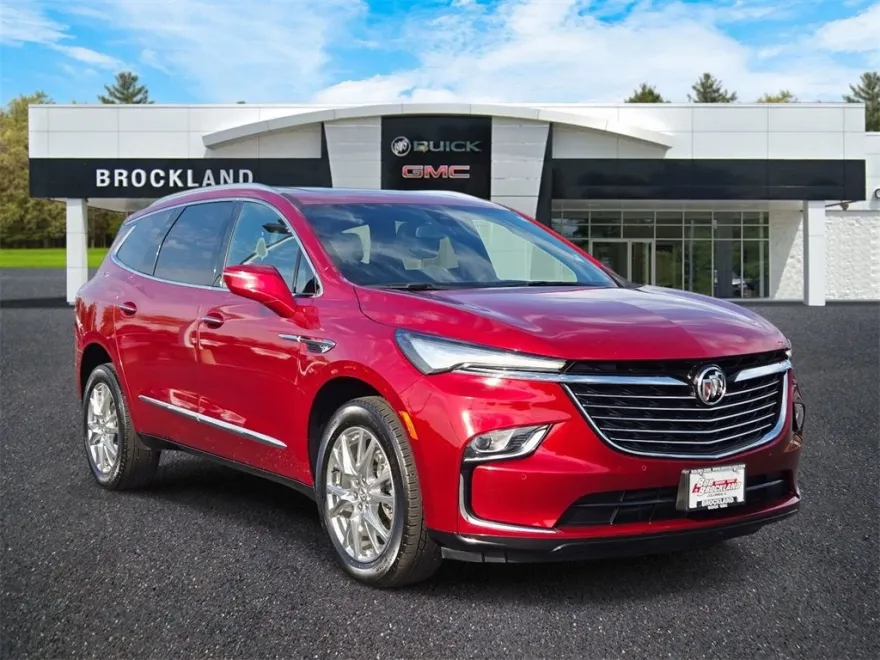 2023 Buick Enclave Essence photo 1