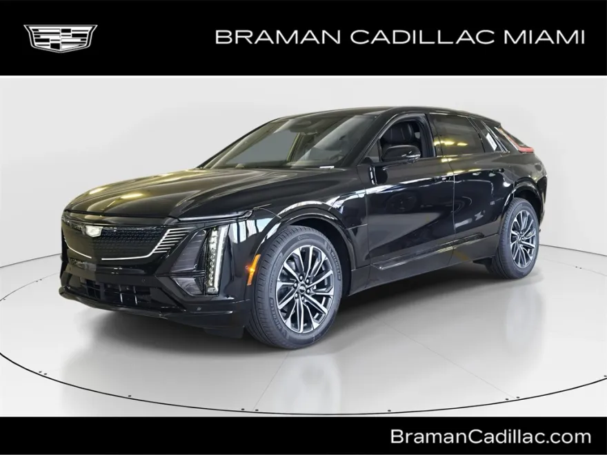 2025 Cadillac Lyriq Sport photo 1