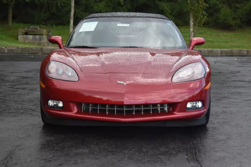 2010 Chevrolet Corvette Base Convertible photo 1