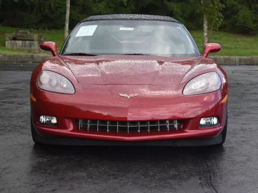 2010 Chevrolet Corvette Base Convertible photo 1
