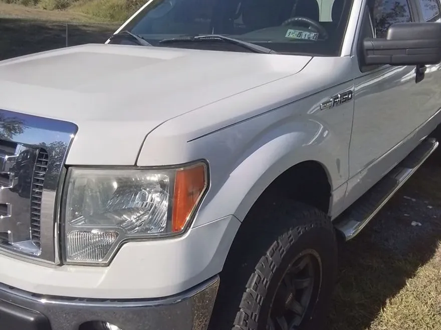 2011 Ford F-150 XLT photo 1