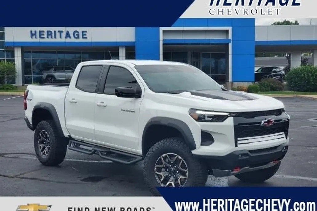 2024 Chevrolet Colorado ZR2 photo 1