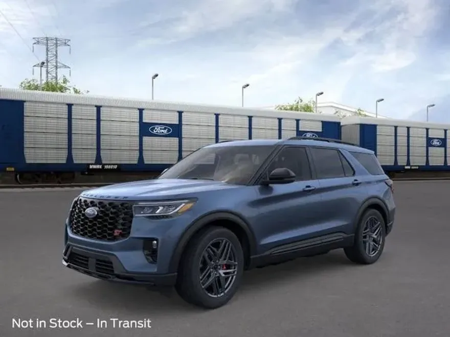 2025 Ford Explorer ST photo 1