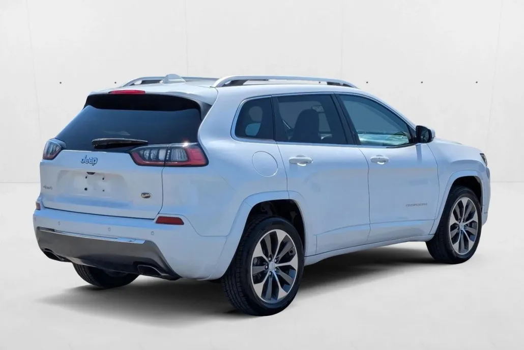 2019 Jeep Cherokee Overland photo 1