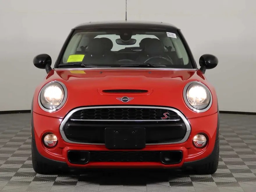 2019 Mini Cooper 2 Door Hardtop Signature photo 1