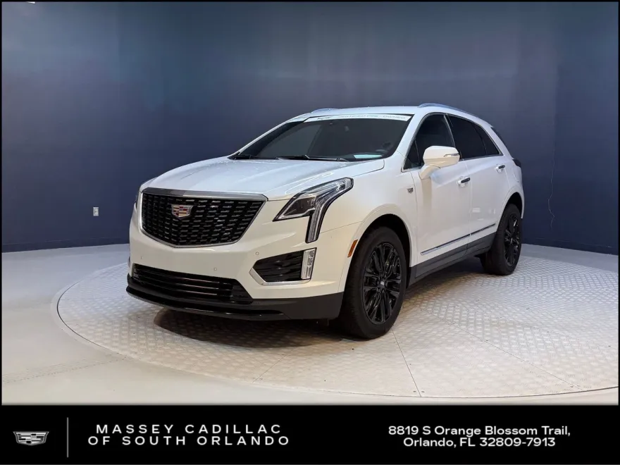 2022 Cadillac XT5 Luxury photo 1