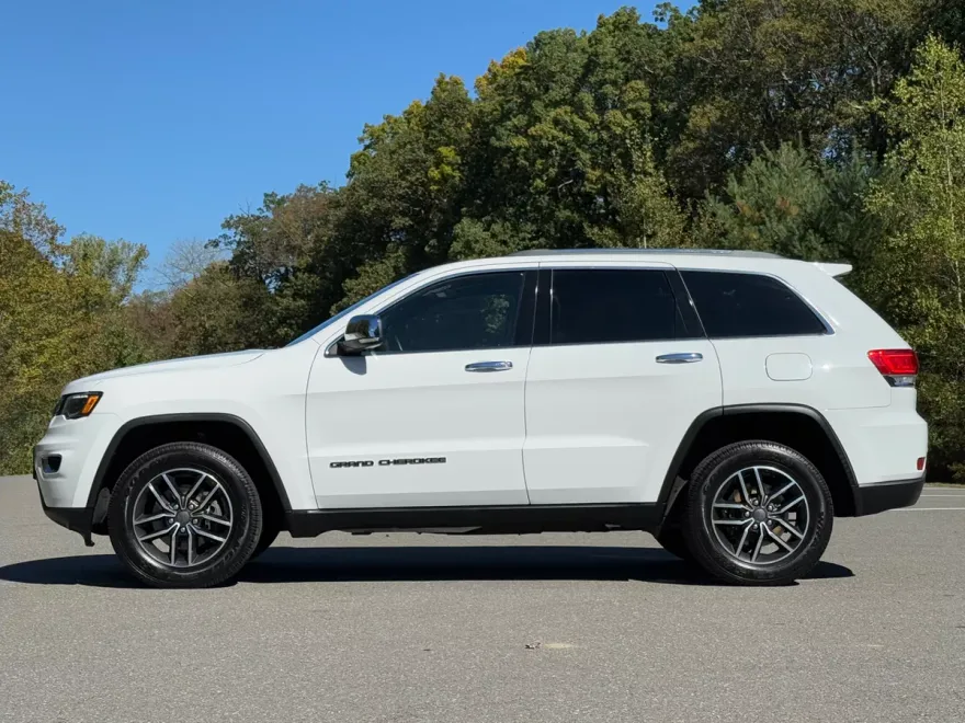 2019 Jeep Grand Cherokee Limited photo 1