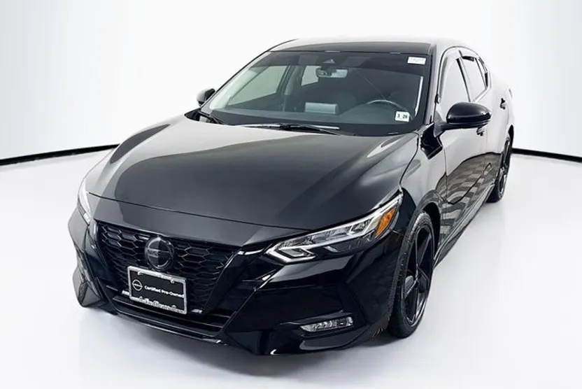 2023 Nissan Sentra SR photo 1