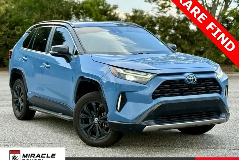 2022 Toyota RAV4 Hybrid XSE photo 1