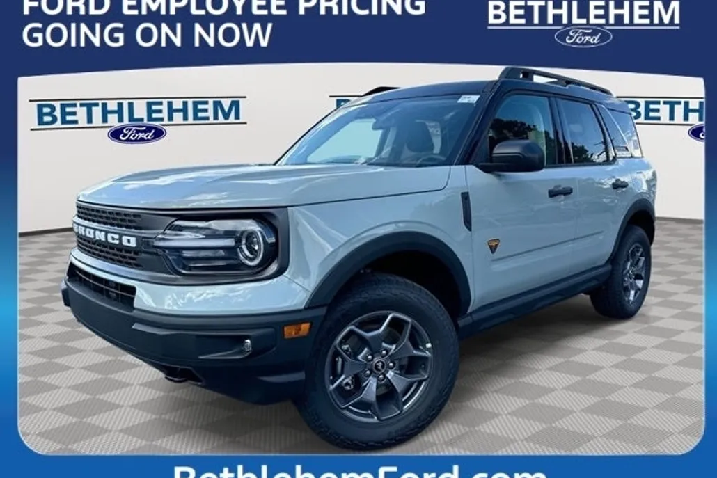 2024 Ford Bronco Sport Badlands photo 1