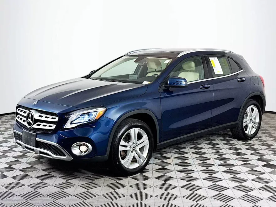 2019 Mercedes Benz GLA 250 4MATIC photo 1