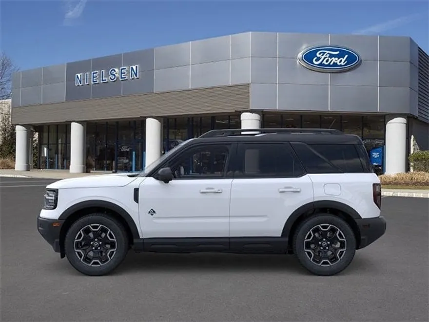 2025 Ford Bronco Sport Outer Banks photo 1