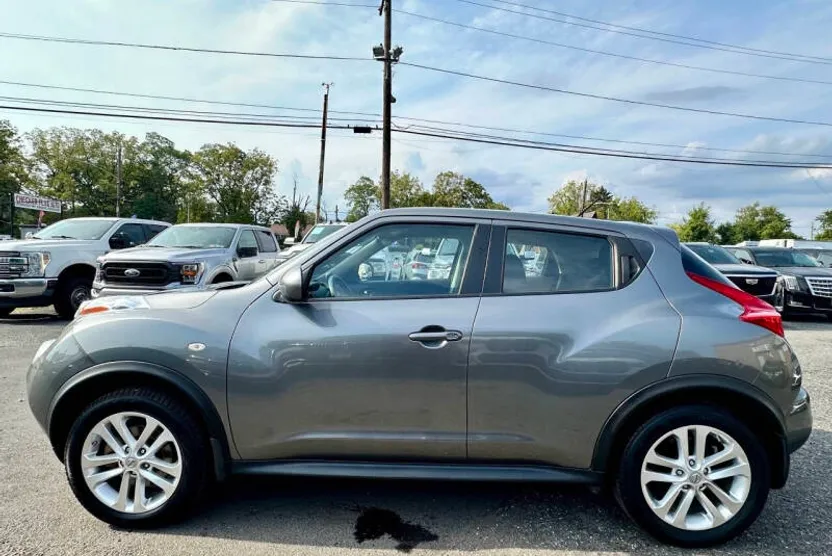 2013 Nissan Juke S photo 1