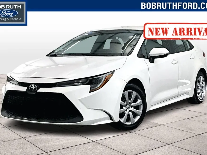 2021 Toyota Corolla LE photo 1