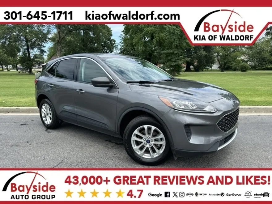 2022 Ford Escape SE photo 1