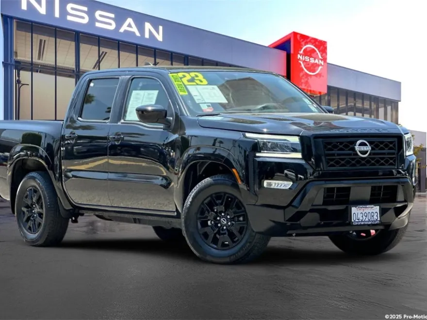 2023 Nissan Frontier SV photo 1