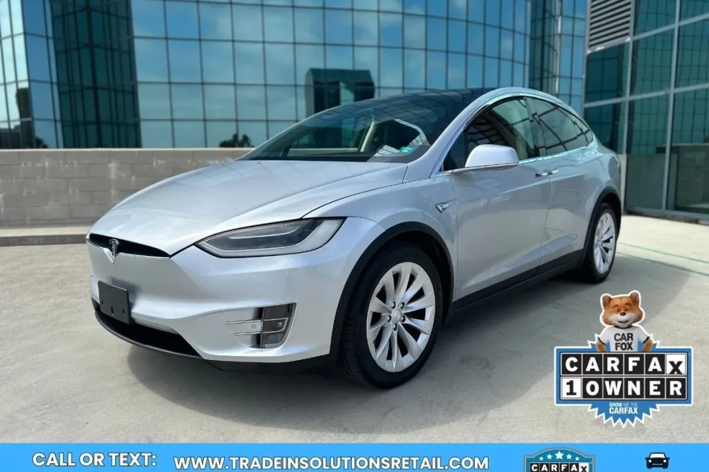 2016 Tesla Model X 90D photo 1