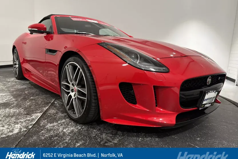 2016 Jaguar F-TYPE R photo 1