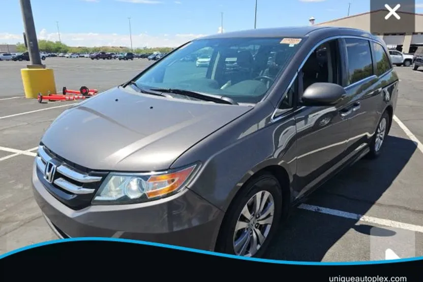2016 Honda Odyssey EX-L photo 1