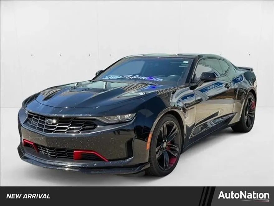 2022 Chevrolet Camaro LT1 photo 1