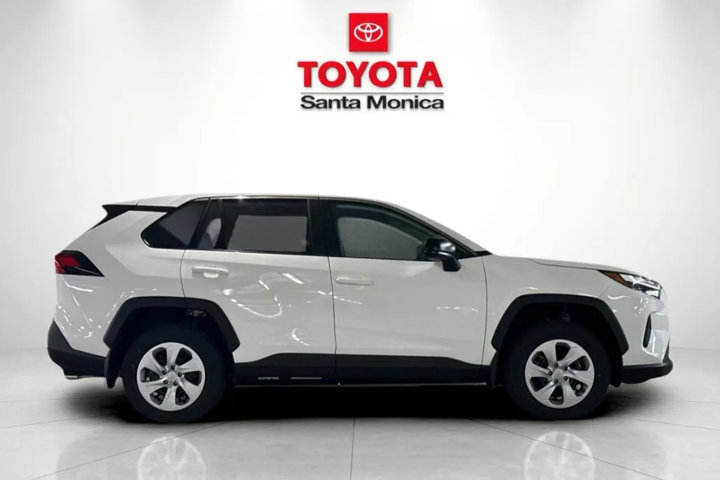 2025 Toyota RAV4 LE photo 1