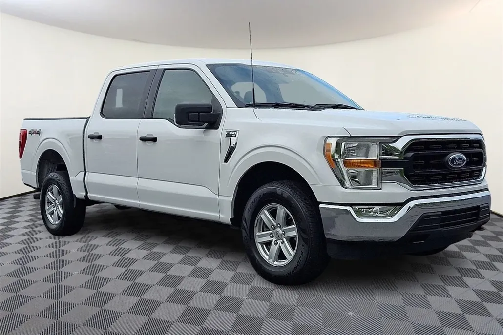 2021 Ford F-150 XLT photo 1