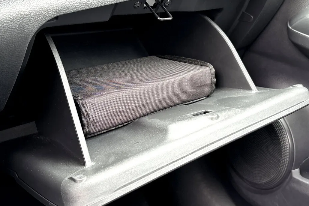 2021 Nissan Kicks S photo 1