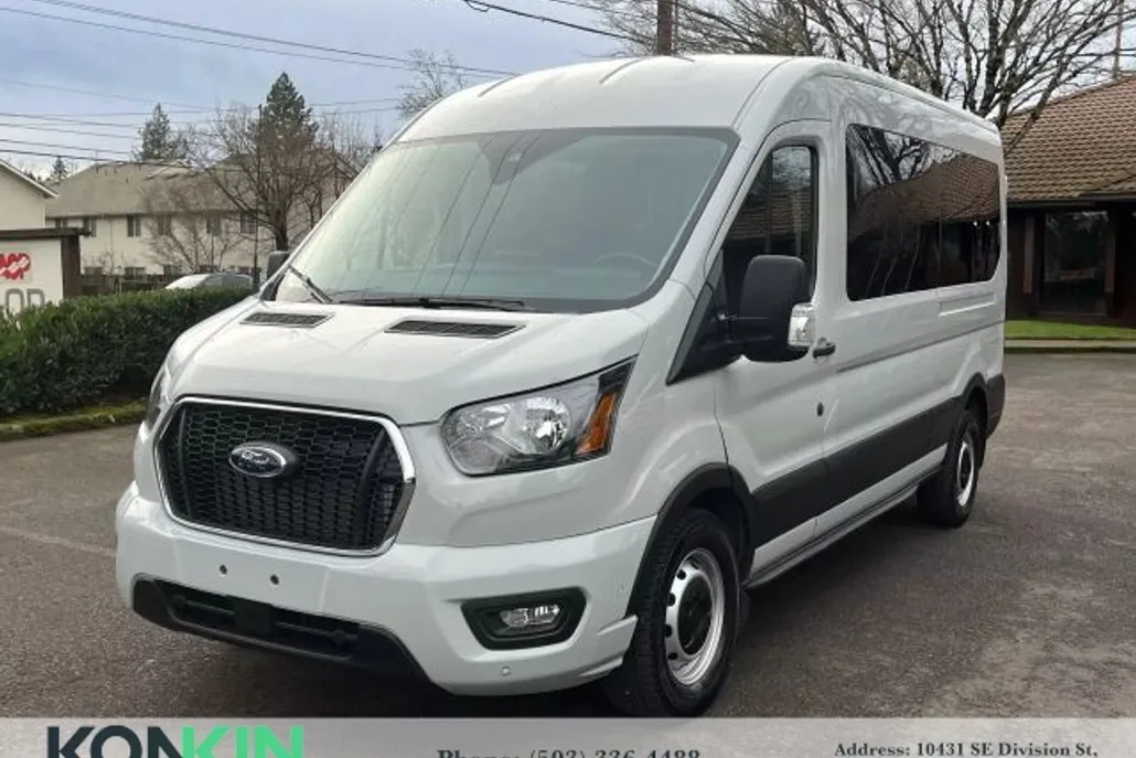 2021 Ford Transit Passenger Van photo 1