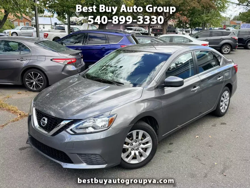 2016 Nissan Sentra SV photo 1