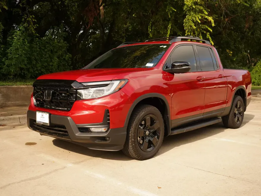 2025 Honda Ridgeline Black Edition photo 1